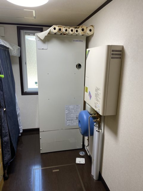 電気ボイラーと温水器