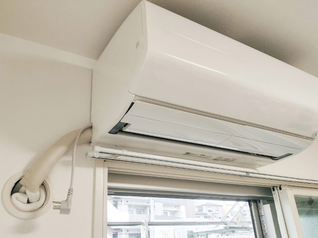 費用 エアコン 移設 エアコンの専用コンセントの増設方法や費用を解説【DIYは不可能】｜街の修理屋さん