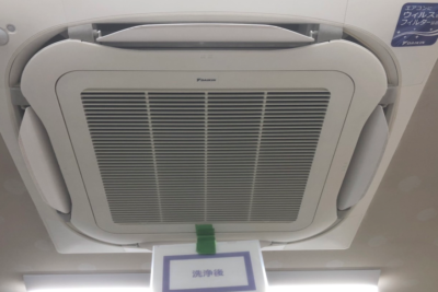 天井埋め込みのエアコン清掃や交換も対応！家庭用から業務用まで