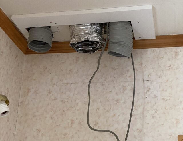エアコン取り外し