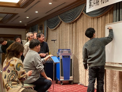 札幌ニップロ 忘年会 お絵描きですよ