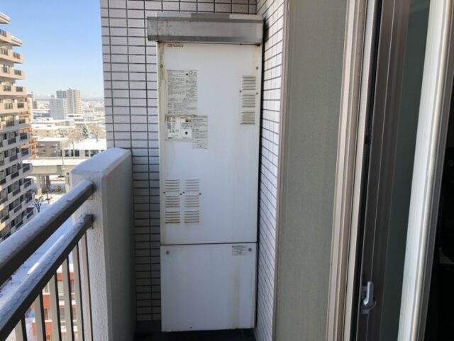 交換前＞OTH-406AW　ボイラー本体