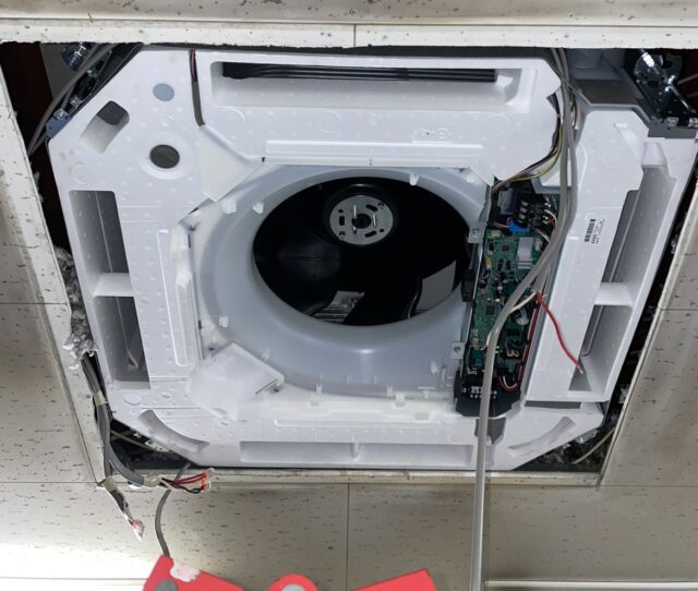 業務用エアコン交換工事 