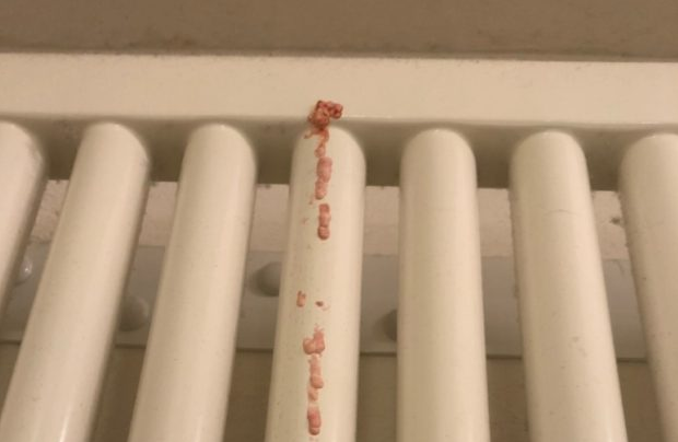 パネルヒーターピンホール・水漏れ